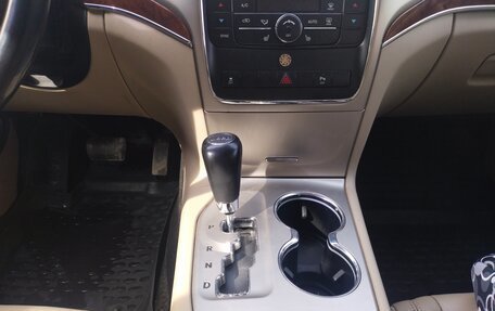 Jeep Grand Cherokee, 2011 год, 1 590 000 рублей, 28 фотография