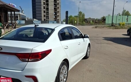 KIA Rio IV, 2018 год, 870 000 рублей, 4 фотография