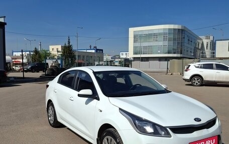 KIA Rio IV, 2018 год, 870 000 рублей, 6 фотография