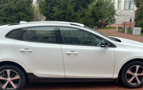 Volvo V40 II рестайлинг, 2014 год, 1 250 000 рублей, 4 фотография