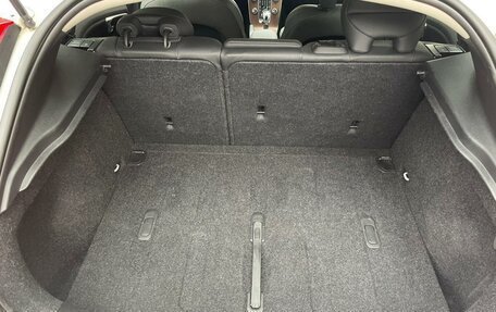 Volvo V40 II рестайлинг, 2014 год, 1 250 000 рублей, 11 фотография