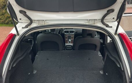Volvo V40 II рестайлинг, 2014 год, 1 250 000 рублей, 13 фотография