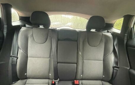 Volvo V40 II рестайлинг, 2014 год, 1 250 000 рублей, 20 фотография