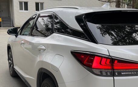 Lexus RX IV рестайлинг, 2019 год, 5 500 000 рублей, 8 фотография