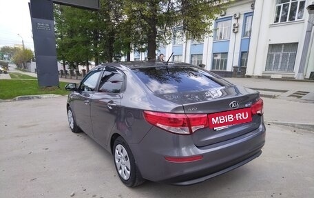 KIA Rio III рестайлинг, 2015 год, 985 000 рублей, 2 фотография