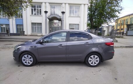 KIA Rio III рестайлинг, 2015 год, 985 000 рублей, 3 фотография