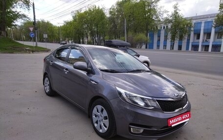 KIA Rio III рестайлинг, 2015 год, 985 000 рублей, 7 фотография