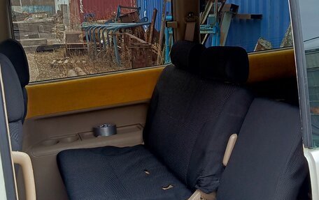 Honda Stepwgn II рестайлинг, 2002 год, 750 000 рублей, 10 фотография