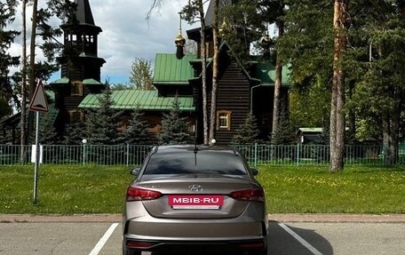 Hyundai Solaris II рестайлинг, 2021 год, 1 850 000 рублей, 6 фотография