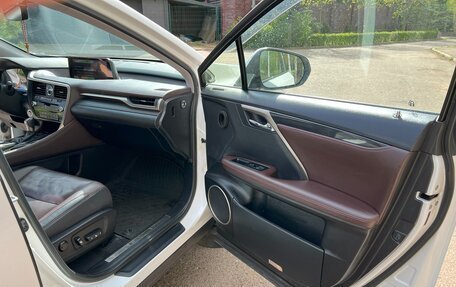 Lexus RX IV рестайлинг, 2019 год, 4 650 000 рублей, 9 фотография