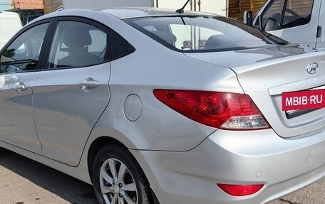 Hyundai Solaris II рестайлинг, 2013 год, 1 250 000 рублей, 4 фотография