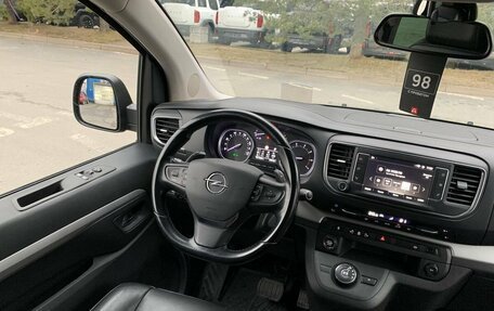 Opel Zafira Life I, 2020 год, 2 889 000 рублей, 14 фотография