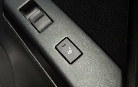 Toyota RAV4, 2017 год, 1 769 000 рублей, 29 фотография