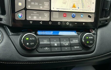 Toyota RAV4, 2017 год, 1 769 000 рублей, 22 фотография