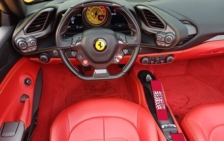 Ferrari 488, 2017 год, 20 500 000 рублей, 11 фотография