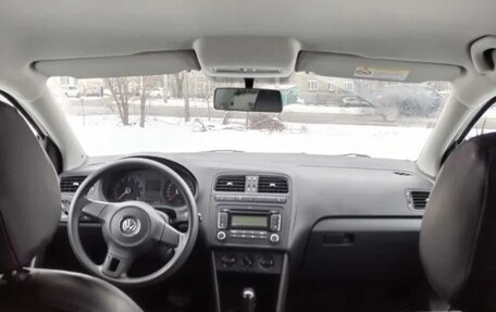 Volkswagen Polo VI (EU Market), 2011 год, 900 000 рублей, 4 фотография
