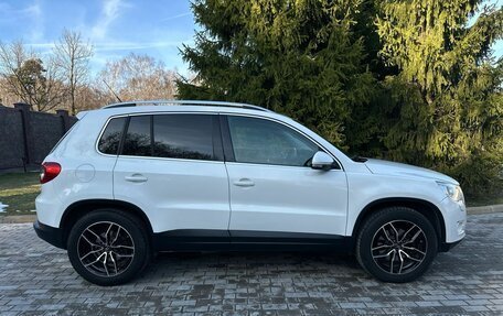 Volkswagen Tiguan I, 2009 год, 945 000 рублей, 2 фотография