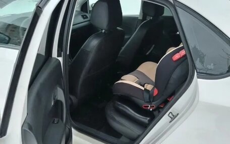 Volkswagen Polo VI (EU Market), 2011 год, 900 000 рублей, 8 фотография