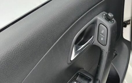 Volkswagen Polo VI (EU Market), 2011 год, 900 000 рублей, 9 фотография