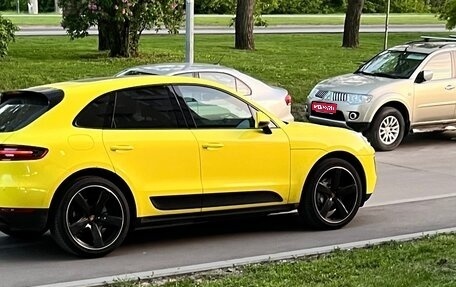 Porsche Macan I рестайлинг, 2016 год, 4 300 000 рублей, 1 фотография