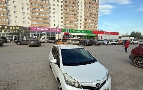 Toyota Vitz, 2013 год, 920 000 рублей, 1 фотография