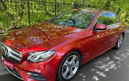 Mercedes-Benz E-Класс, 2019 год, 3 350 000 рублей, 1 фотография