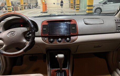 Toyota Camry V40, 2002 год, 700 000 рублей, 1 фотография