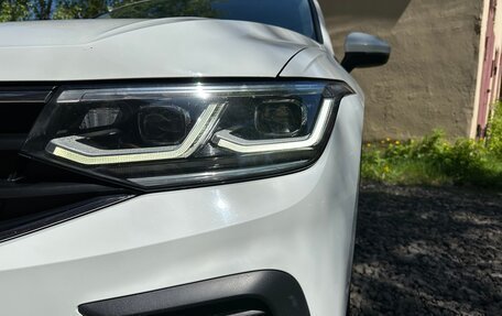 Volkswagen Tiguan II, 2022 год, 3 800 000 рублей, 1 фотография