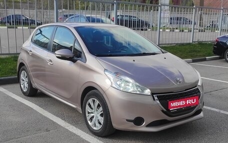 Peugeot 208 II, 2014 год, 620 000 рублей, 1 фотография