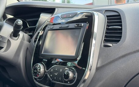Renault Kaptur I рестайлинг, 2017 год, 1 490 000 рублей, 30 фотография