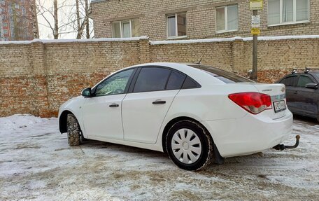 Chevrolet Cruze II, 2012 год, 695 000 рублей, 3 фотография