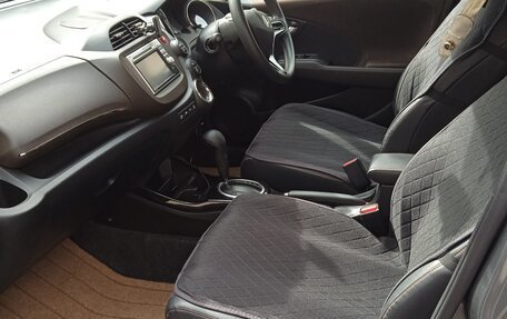 Honda Fit Shuttle I рестайлинг, 2011 год, 1 099 000 рублей, 8 фотография