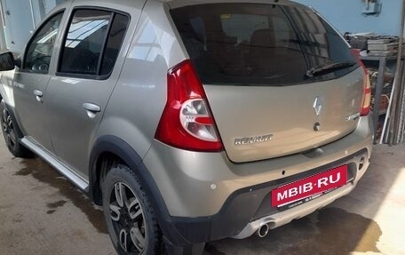 Renault Sandero I, 2012 год, 660 000 рублей, 3 фотография