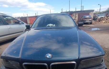BMW 7 серия, 1994 год, 250 000 рублей, 2 фотография