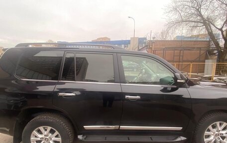 Toyota Land Cruiser 200, 2020 год, 7 200 000 рублей, 4 фотография