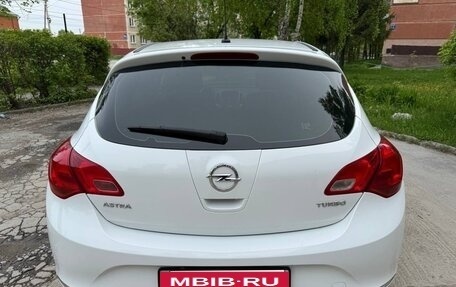 Opel Astra J, 2014 год, 1 000 000 рублей, 11 фотография