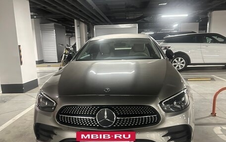 Mercedes-Benz E-Класс, 2021 год, 6 560 000 рублей, 2 фотография