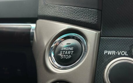Toyota Land Cruiser 200, 2008 год, 2 169 000 рублей, 18 фотография