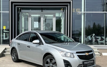 Chevrolet Cruze II, 2013 год, 800 000 рублей, 3 фотография