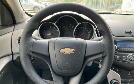 Chevrolet Cruze II, 2013 год, 800 000 рублей, 8 фотография