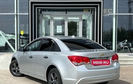 Chevrolet Cruze II, 2013 год, 800 000 рублей, 6 фотография