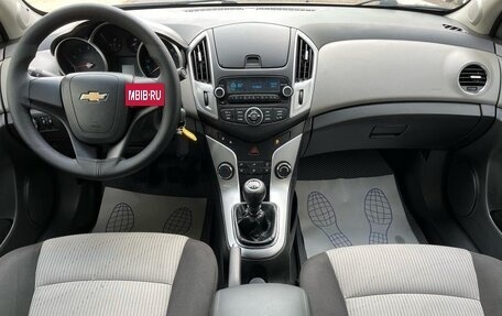 Chevrolet Cruze II, 2013 год, 800 000 рублей, 7 фотография