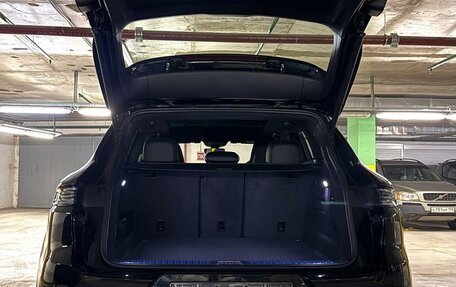 Porsche Cayenne III, 2024 год, 20 985 000 рублей, 9 фотография