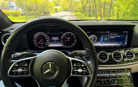 Mercedes-Benz E-Класс, 2019 год, 3 350 000 рублей, 10 фотография