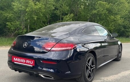Mercedes-Benz C-Класс, 2019 год, 3 400 000 рублей, 5 фотография