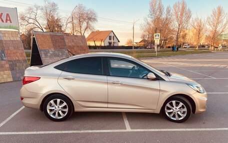 Hyundai Solaris II рестайлинг, 2011 год, 755 000 рублей, 4 фотография