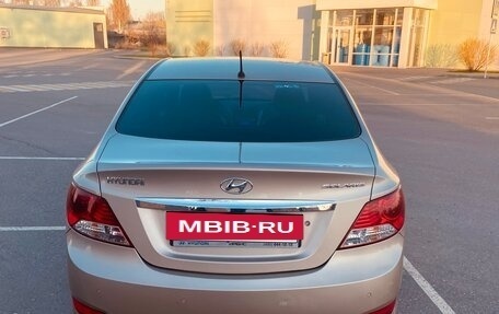 Hyundai Solaris II рестайлинг, 2011 год, 755 000 рублей, 7 фотография