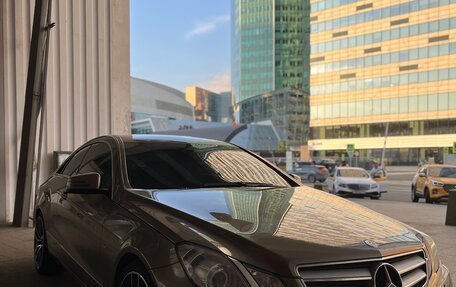 Mercedes-Benz E-Класс, 2010 год, 1 490 000 рублей, 6 фотография