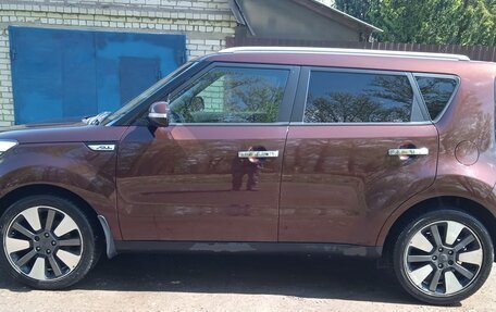 KIA Soul II рестайлинг, 2018 год, 1 700 000 рублей, 3 фотография