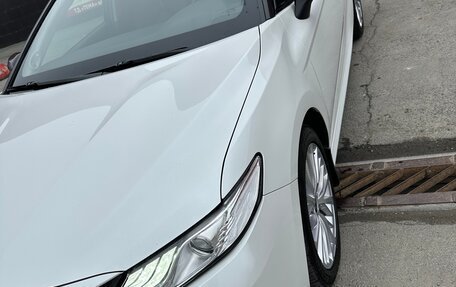 Toyota Camry, 2020 год, 2 450 000 рублей, 3 фотография